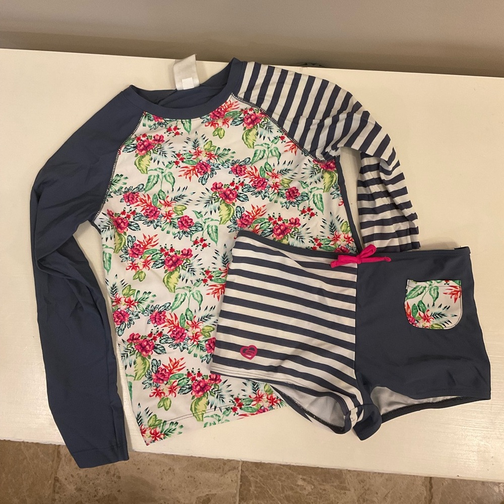 Kids rash guard set- size 14